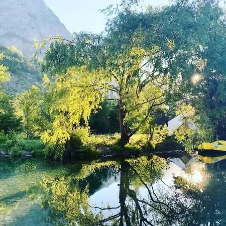 Camping Camping River Le Martinet (Alpes-de-Haute-Provence)